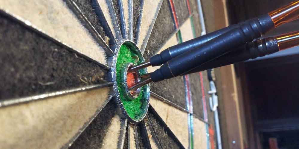 Darts- bullseye