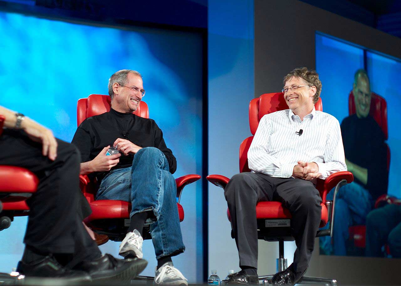 Steve Jobs and Bill Gates at 'D5: All Things Digital' conference in Carlsbad, California, in 2007