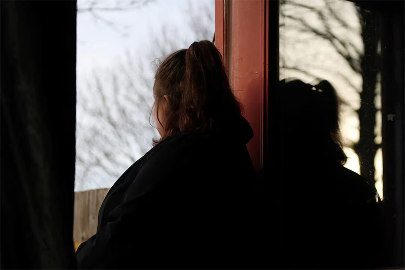 One of the victims of Oxford child sex abuse ring, self-constraining herself inside her apartment due to fear and her traumatic experience