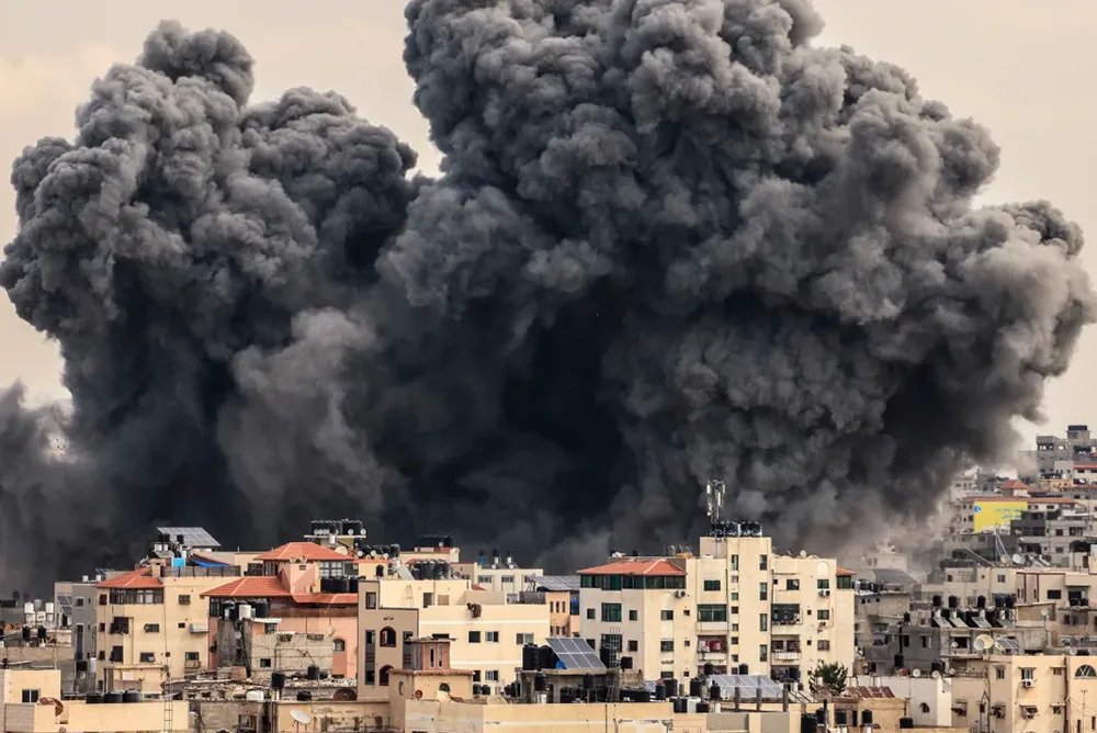 Hamas attacks Israel