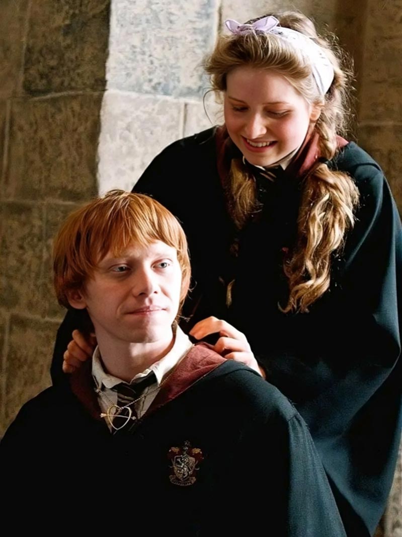 Jessie Cave as Lavender Brown with Ron Weasley as Rupert Grint