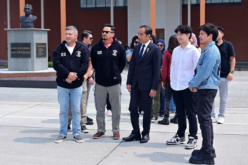 Jokowi, influencers