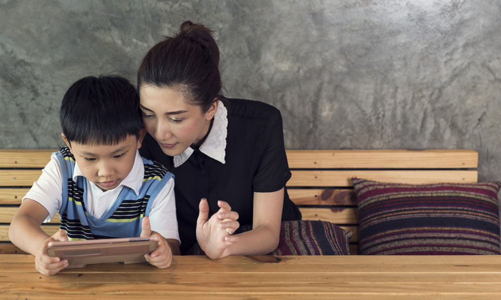 Child using the internet