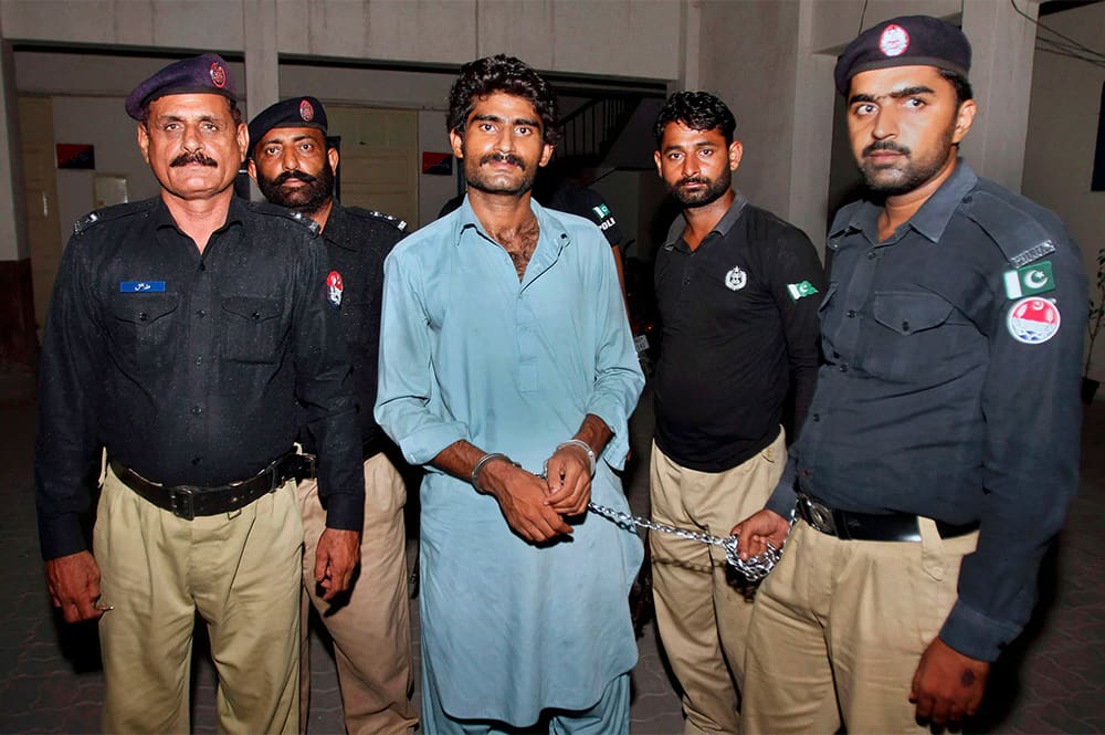 Qandeel Baloch brother