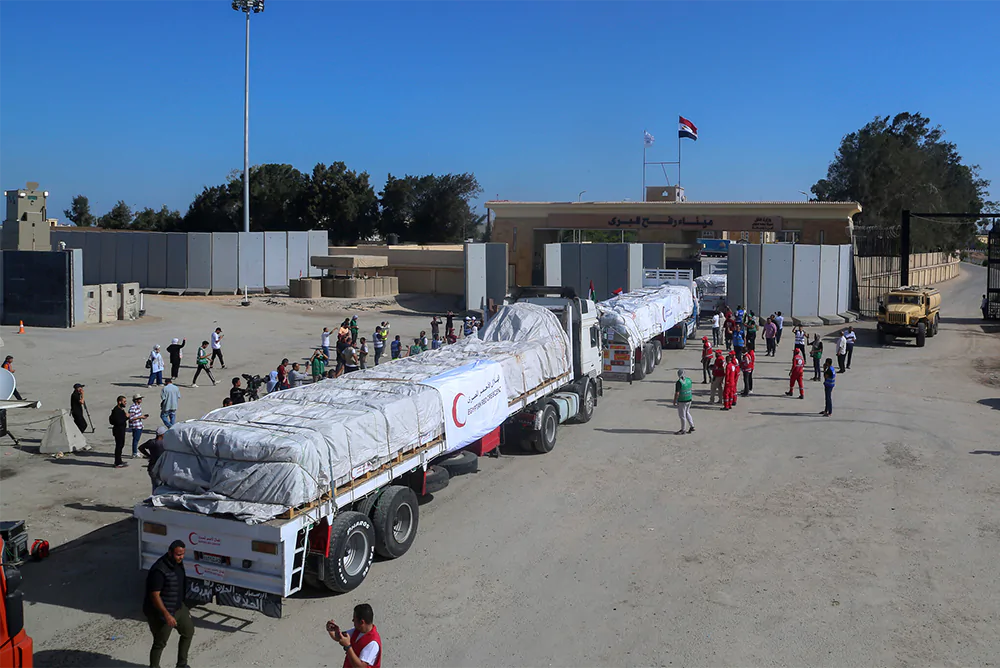 Trucks of Egyptian Red Cresent