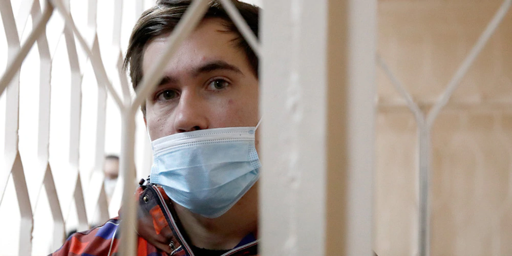 Stanislav Reshetnyak in police custody. He was accused of doing abusive stunts in exchange for viewers’ cash tips under the nickname Stas Reeflay