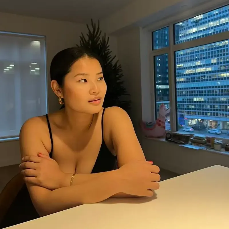 Sue Zhong