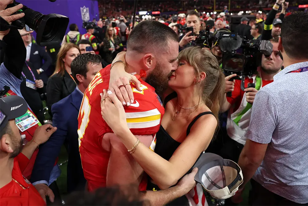 Travis Kelce, Taylor Swift