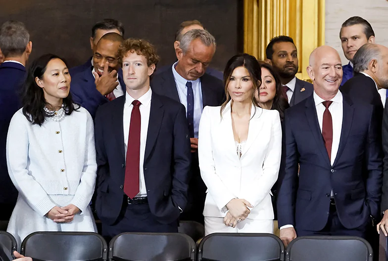 Zuckerberg, Sánchez